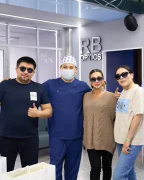 Лазерный день в RB CLINIC: лазерная коррекция ReLEx SMILE: 25 секунд лазера — и домой без очков (снимок 1 из 21)