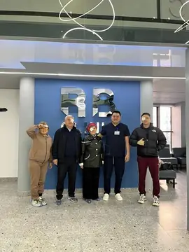 Пациенты RB CLINIC в холле в день замены хрусталика, снимок 28 из 56