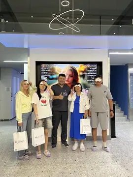 Пациенты RB CLINIC в холле в день замены хрусталика, снимок 43 из 56