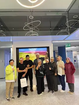 Пациенты RB CLINIC в холле в день замены хрусталика, снимок 45 из 56